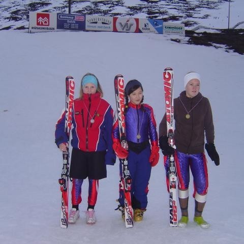 Sigurvegarar í stórsvigi í 11-12 ára flokki stúlkna. 
1. Viktoría Oliversdóttir
2. Eydís Arna Hilmarsdóttir
3. Þórdís Rögnvaldsdóttir