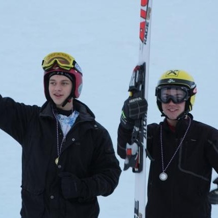 Sigurvegarar í stórsvigi í 15-16 ára flokki drengja. 
1. Unnar Sveinbjarnarson
2. Hjörleifur Einarsson