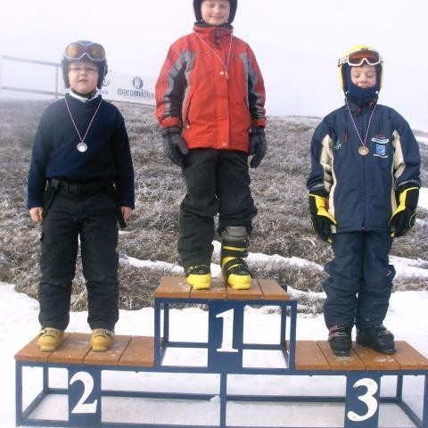 Sigurvegarar í stórsvigi 1.-3.bekkjar: 1.Jóhann, 2.Elvar og 3.Skúli