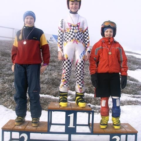 Sigurvegarar í stórsvigi 6.-7.bekkjar: 1.Aldís, 2.Brynja og 3.Ellen