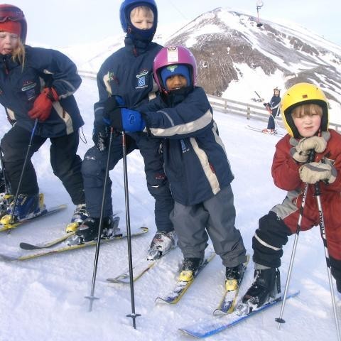 2.-3.bekkur á æfingu í efri lyftunni