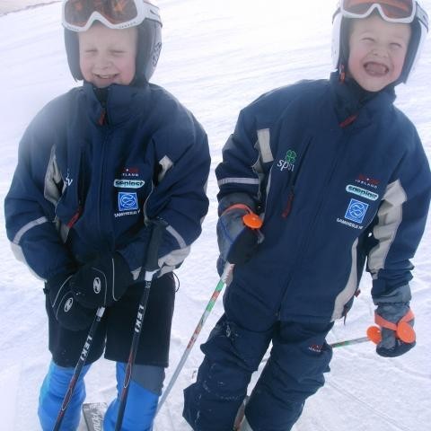 2.-3.bekkur á æfingu í efri lyftunni