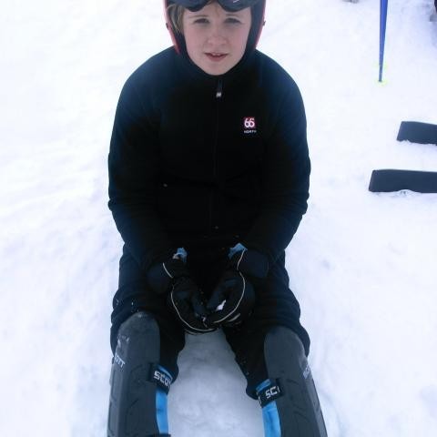 Dagný hvílir lúin bein