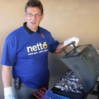 Addi var öflugur á grillinu