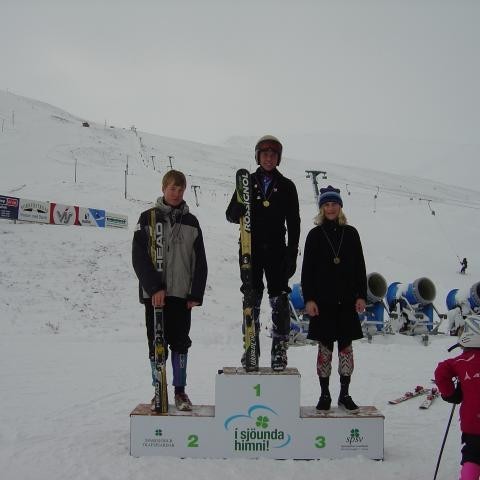 1. Kristján Eldjárn Sveinsson.- 2. Einar Oddur Sveinsson.- 3. Þorsteinn Helgi Valsson