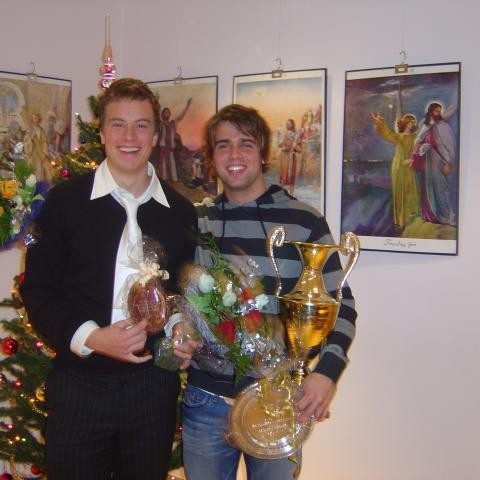 Björgvin Björgvinsson og Kristinn Ingi Valsson með viðurkenningar sínar. Þessir kappar eru okkar stollt.