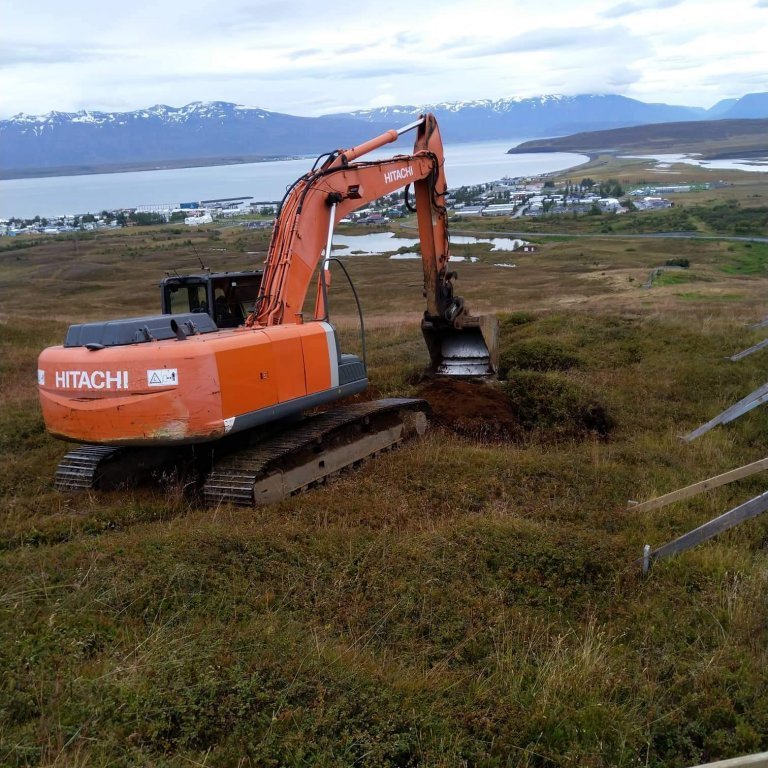 Grjóthreinsun í neðri brekku