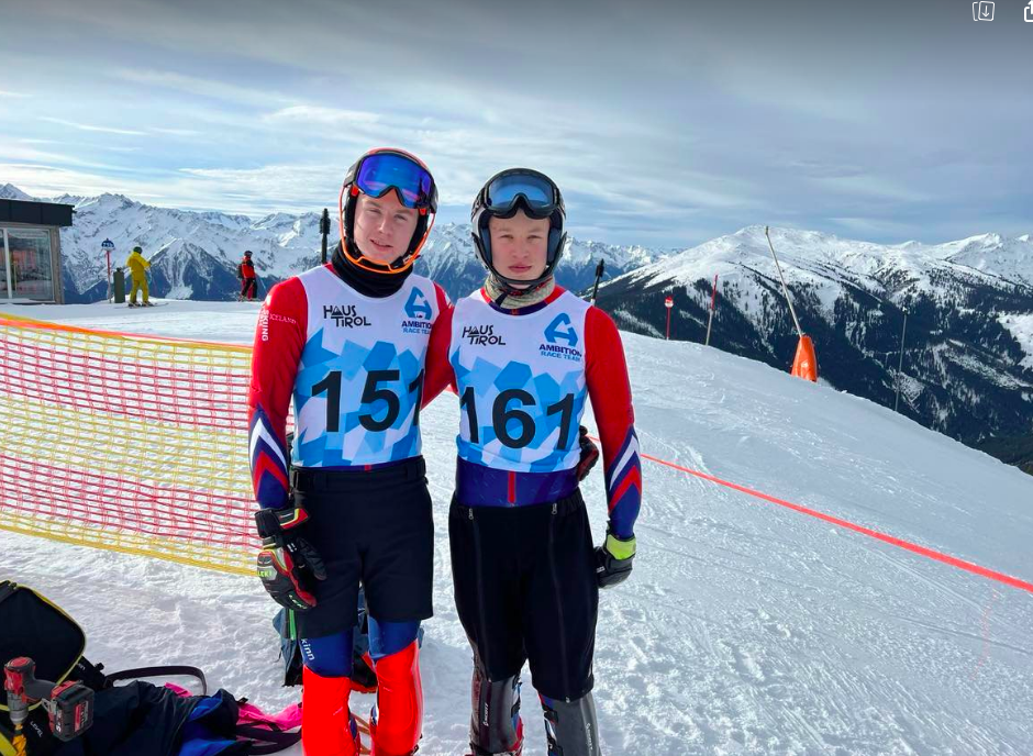 Torfi og Dagur á keppnisstað PASS THURN - Austurríki í upphafi keppnisdags (20/12/22)