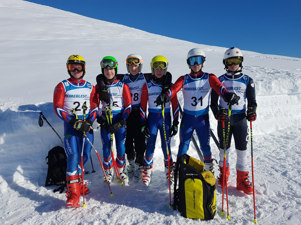 Team Trölli í flokki 14-15 ára.