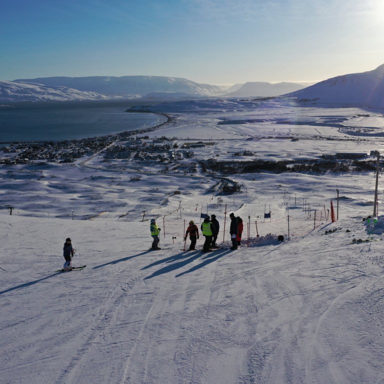 Svig mót um helgina og flott veðurspá.