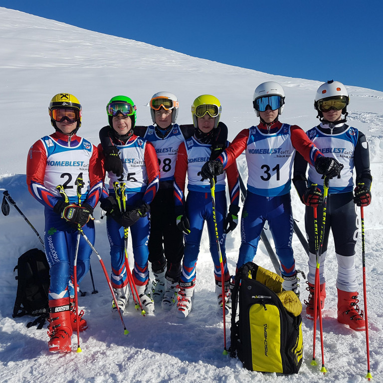 Team Trölli í flokki 14-15 ára.